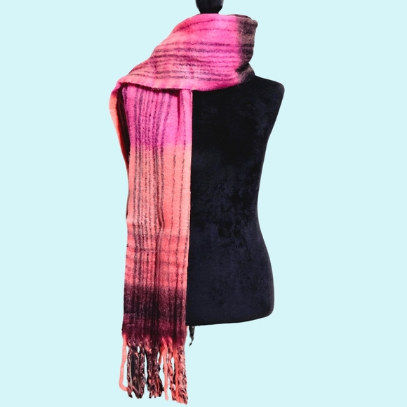 Frye Scarf 13" x 76" Plaid Brushed Fringe Classic Outdoor Colorful Cottagecore
